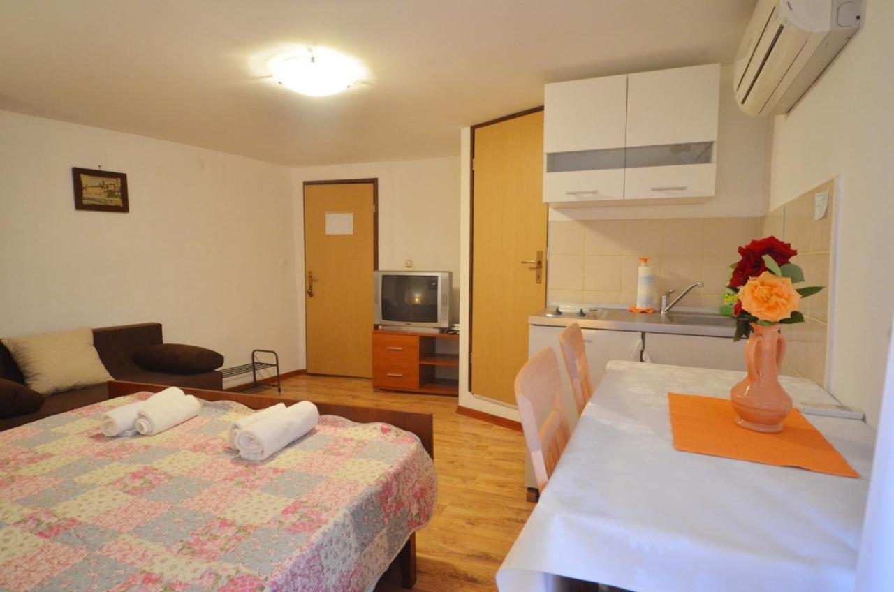Andronella Studios Rovinj Zewnętrze zdjęcie