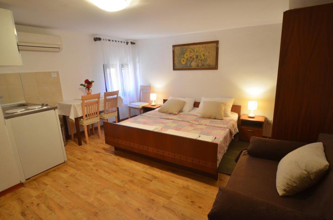 Andronella Studios Rovinj Zewnętrze zdjęcie