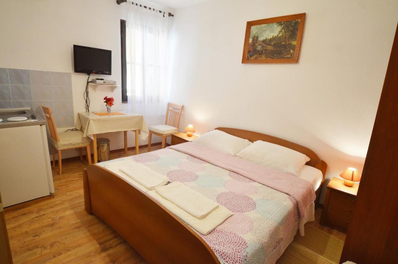 Andronella Studios Rovinj Zewnętrze zdjęcie